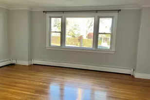 265 Sylvan St, Bridgeport, CT 06606 - Photo 9