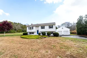 496 Boston Post Rd, East Lyme, CT 06333 - Photo 31