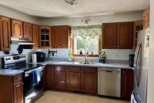 496 Boston Post Rd, East Lyme, CT 06333 - Photo 13