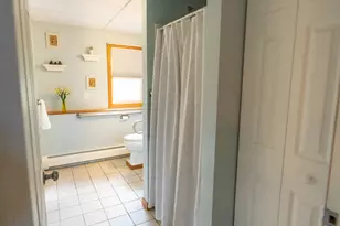 496 Boston Post Rd, East Lyme, CT 06333 - Photo 27