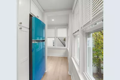 21 Holcomb Avenue #APT 2R, Stamford, CT 06906 - Photo 3