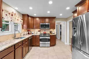 50 Leonard Rd, Hamden, CT 06514 - Photo 11