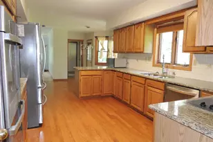 12 Cardinal Ln, Monroe, CT 06468 - Photo 9