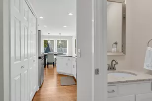 21 Centre Village Dr, Madison, CT 06443 - Photo 15