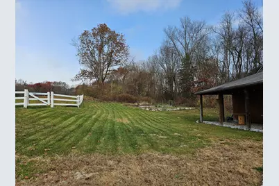 819 Main Street North, Woodbury, CT 06798 - Photo 19