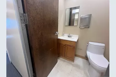 100 Retreat Avenue #STE 903, Hartford, CT 06106 - Photo 11