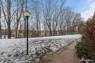 826 Blackstone Vlg, Meriden, CT 06450 - Photo 3