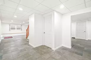 81 School House Rd, Wallingford, CT 06492 - Photo 23