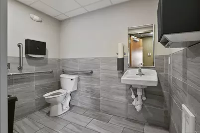 4050 Main Street, Bridgeport, CT 06606 - Photo 15