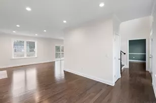 87 Cambridge Ct, Simsbury, CT 06070 - Photo 17