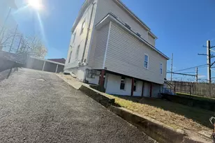 26 Clarence St, Bridgeport, CT 06608 - Photo 21