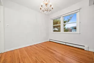 33 Dora St, Stamford, CT 06902 - Photo 7