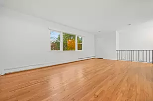 33 Dora St, Stamford, CT 06902 - Photo 9