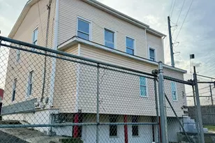 26 Clarence St, Bridgeport, CT 06608 - Photo 1