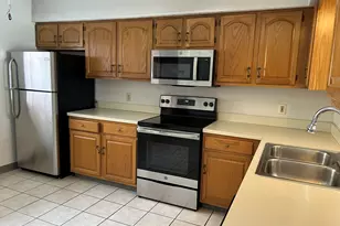 329 Scott Rd, Waterbury, CT 06705 - Photo 3