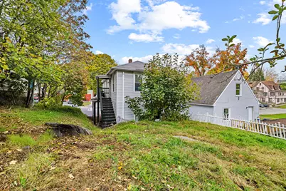 28 Baltic Street, Norwich, CT 06360 - Photo 31