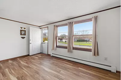 31 Farmstead Circle, Bloomfield, CT 06002 - Photo 9