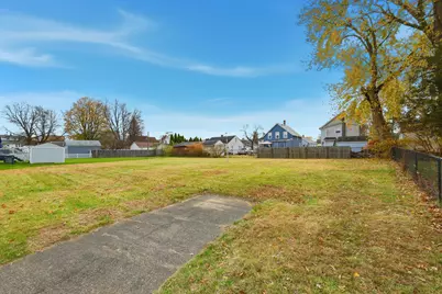 23 Woodlawn Avenue, Enfield, CT 06082 - Photo 33