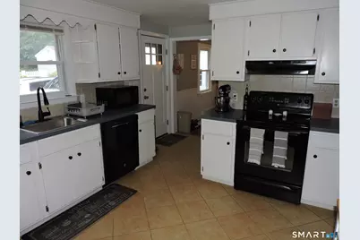 120 Bolton Street, Manchester, CT 06042 - Photo 5