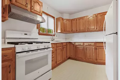 40 Moshier Street, Greenwich, CT 06831 - Photo 5