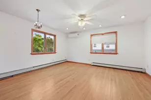 40 Moshier St, Greenwich, CT 06831 - Photo 7