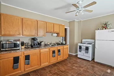 22 Knoll Street, Waterbury, CT 06705 - Photo 23