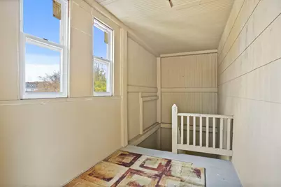 22 Knoll Street, Waterbury, CT 06705 - Photo 11