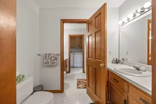 1325 Farmington Ave, Bristol, CT 06010 - Photo 23