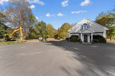 619 Hazard Avenue #B, Enfield, CT 06082 - Photo 7