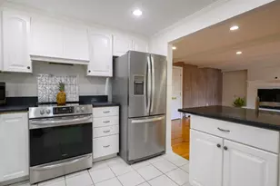 486 Deercliff Rd, Avon, CT 06001 - Photo 15