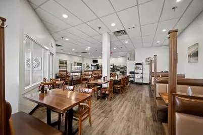 697 Foxon Road, East Haven, CT 06513 - Photo 7