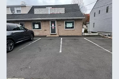 2586 Whitney Avenue, Hamden, CT 06518 - Photo 3