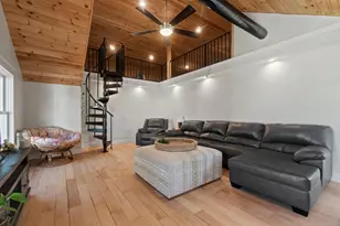 11 Pearl St, Groton, CT 06340 - Photo 3