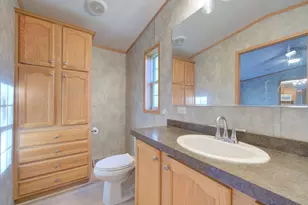 932 Long Cove Rd, Ledyard, CT 06335 - Photo 15