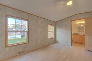 932 Long Cove Rd, Ledyard, CT 06335 - Photo 11