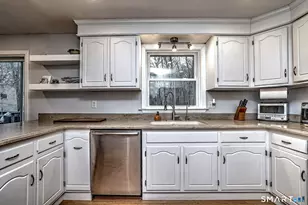 59 Pheasant Run Dr, Ledyard, CT 06335 - Photo 9