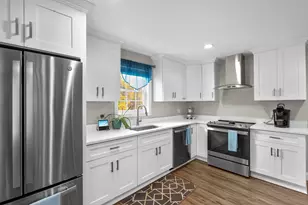 567 Roosevelt Dr, Oxford, CT 06478 - Photo 15