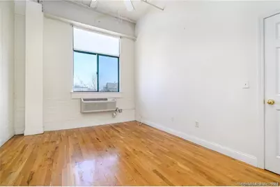 390 Charles Street #APT 201, Bridgeport, CT 06606 - Photo 11