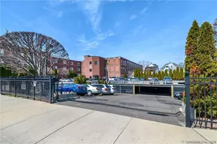 390 Charles St, Bridgeport, CT 06606 - Photo 17