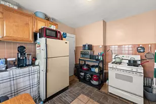 73 Pixlee Pl, Bridgeport, CT 06610 - Photo 25