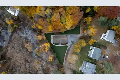 116 Hillcrest Park Road, Greenwich, CT 06807 - Photo 9