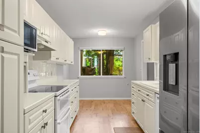 737 Heritage Village #A, Southbury, CT 06488 - Photo 9