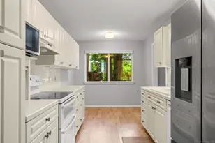 737 Heritage Village, Southbury, CT 06488 - Photo 9