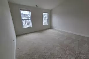 12 Putnam Ln, Danbury, CT 06810 - Photo 17