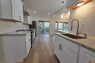 876 Heritage Vlg, Southbury, CT 06488 - Photo 11