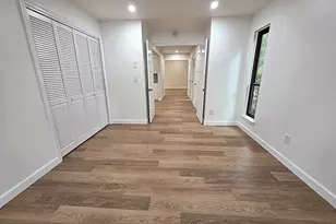 876 Heritage Vlg, Southbury, CT 06488 - Photo 23