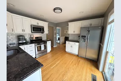 145 Honor Road, West Haven, CT 06516 - Photo 7