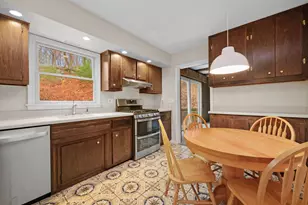 102 Lantern Dr, Monroe, CT 06468 - Photo 11