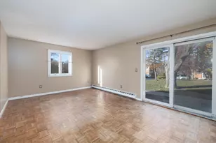 39 Farmington Ave, Plainville, CT 06062 - Photo 7