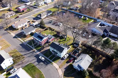 43 Pioneer Circle, Manchester, CT 06040 - Photo 9